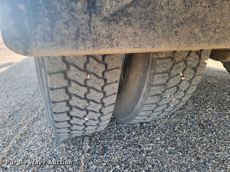 image for item ME9573 2008 Mack MRU concrete pump truck