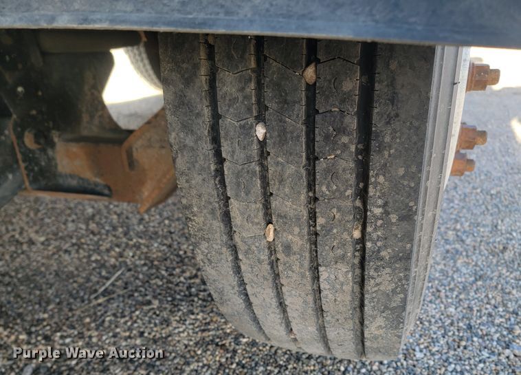 image for item ME9573 2008 Mack MRU concrete pump truck