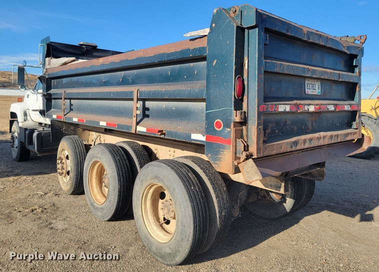 image for item ME9575 2000 GMC C8500  dump truck