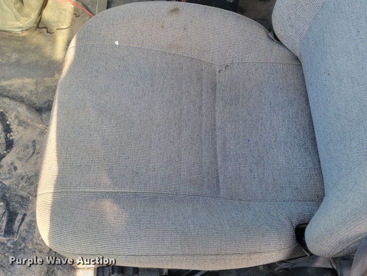 image for item ME9575 2000 GMC C8500  dump truck