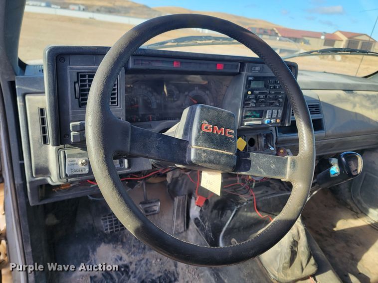 image for item ME9575 2000 GMC C8500  dump truck