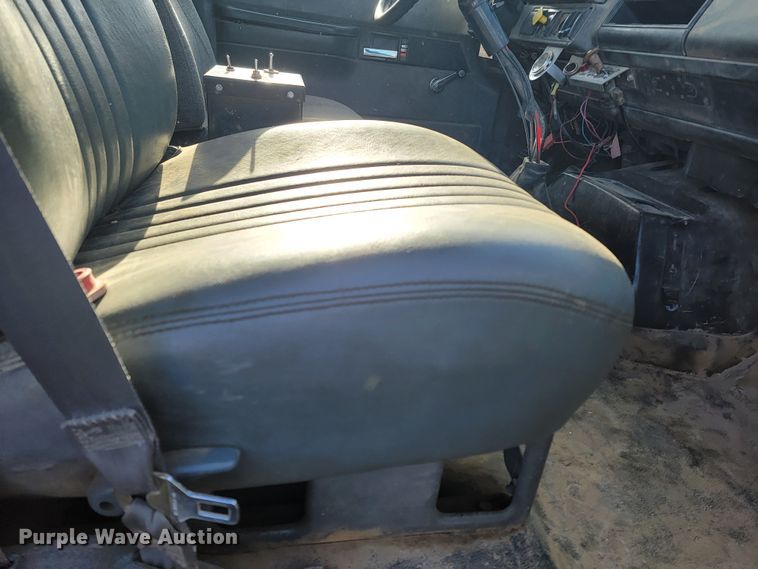 image for item ME9575 2000 GMC C8500  dump truck