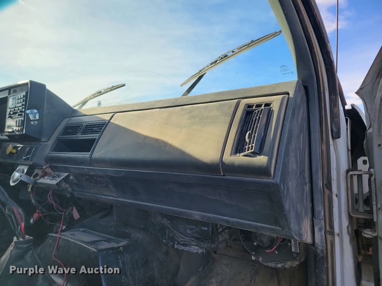 image for item ME9575 2000 GMC C8500  dump truck