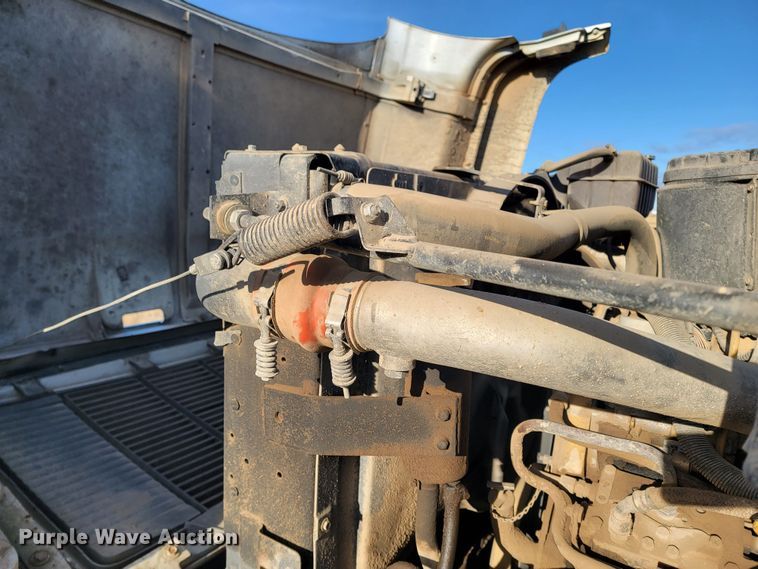 image for item ME9575 2000 GMC C8500  dump truck