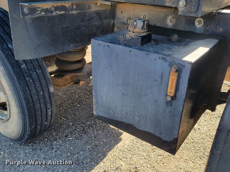 image for item ME9575 2000 GMC C8500  dump truck