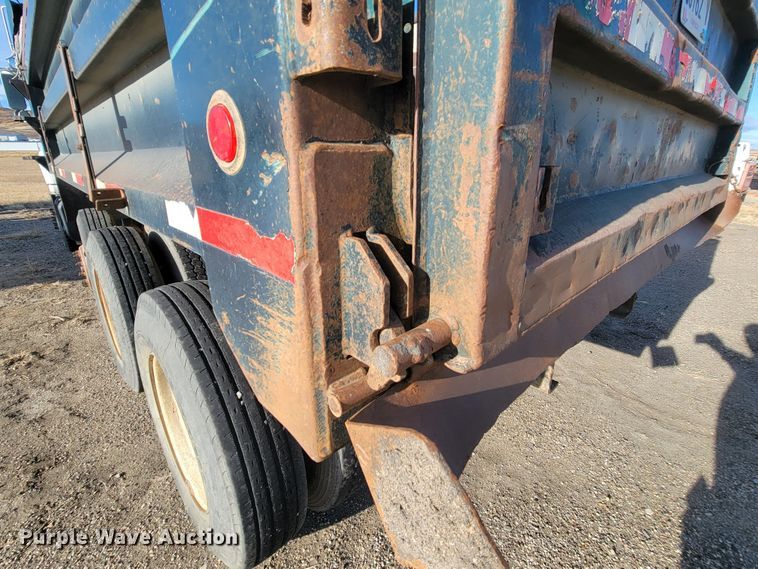 image for item ME9575 2000 GMC C8500  dump truck