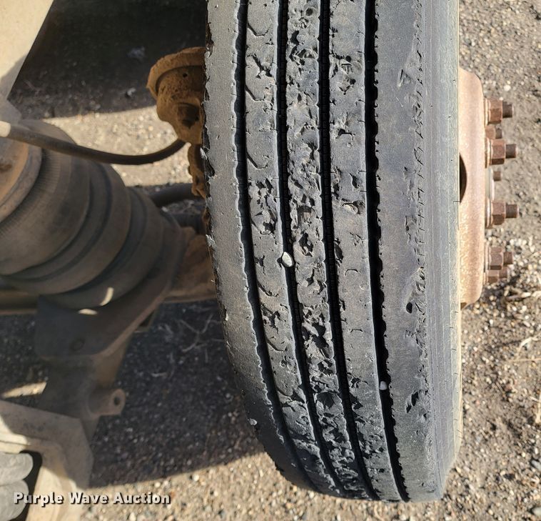 image for item ME9575 2000 GMC C8500  dump truck