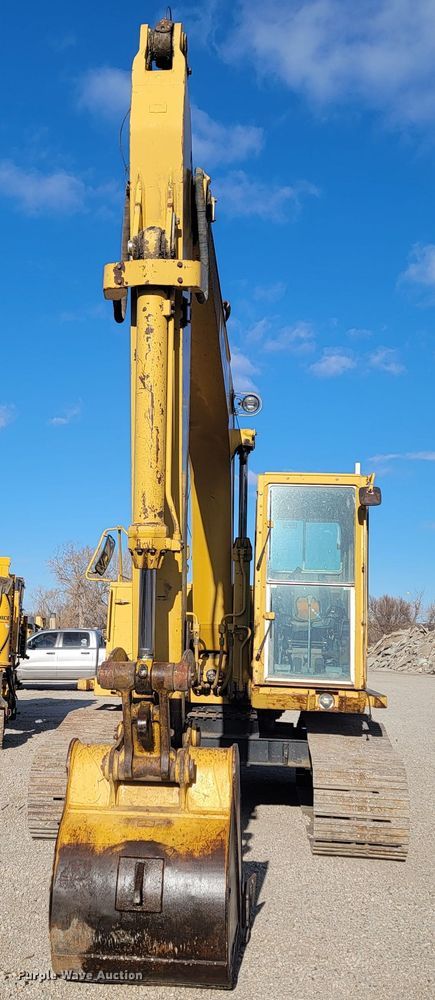 image for item ME9577 1988 Caterpillar 215C LC  excavator