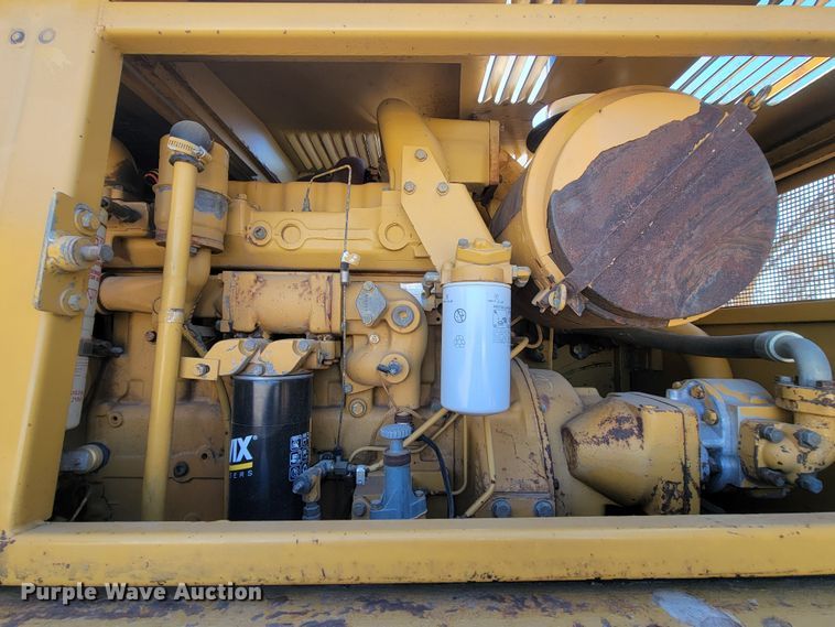 image for item ME9577 1988 Caterpillar 215C LC  excavator