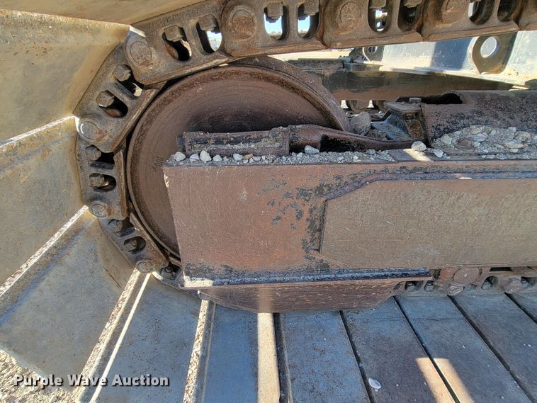 image for item ME9577 1988 Caterpillar 215C LC  excavator