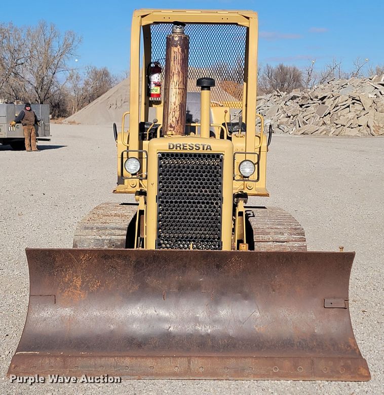 image for item ME9578 Dressta TD-7E  dozer