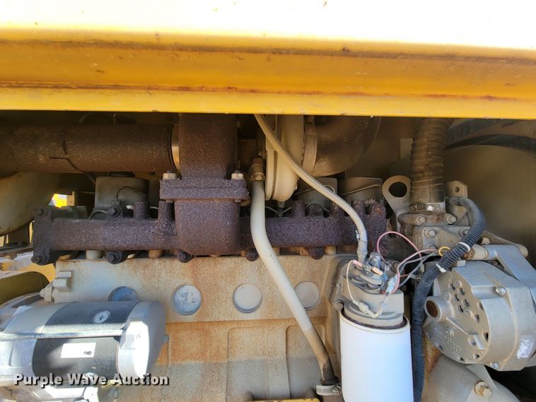 image for item ME9579 1990 Gomaco Commander III GT6300  slip form paver