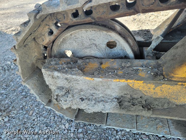 image for item ME9579 1990 Gomaco Commander III GT6300  slip form paver