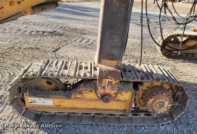 image for item ME9579 1990 Gomaco Commander III GT6300  slip form paver