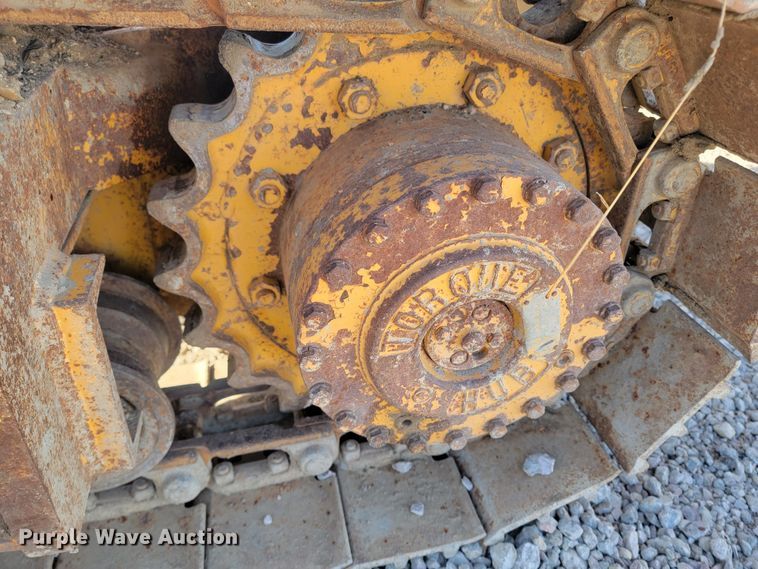 image for item ME9579 1990 Gomaco Commander III GT6300  slip form paver