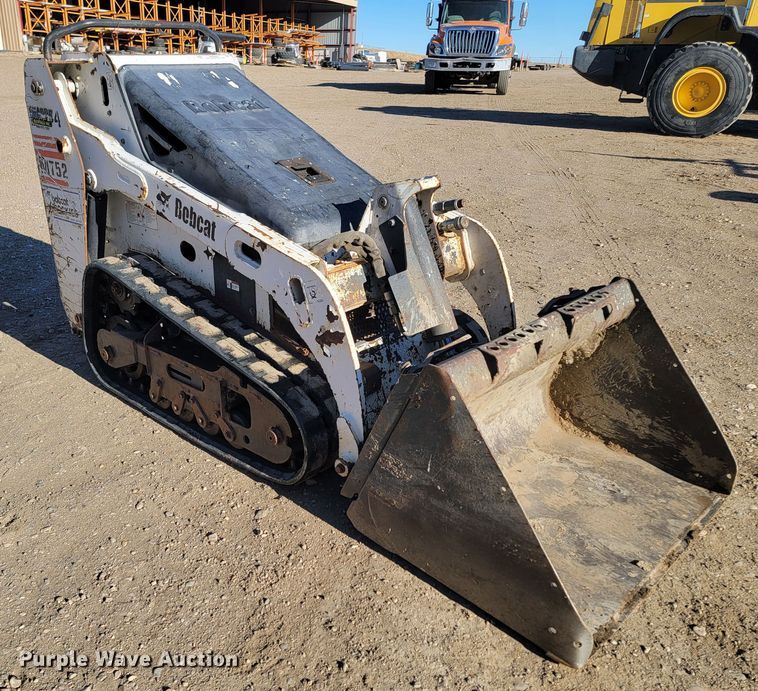 image for item ME9583 2004 Bobcat MT52  compact utility loader