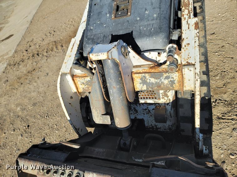 image for item ME9583 2004 Bobcat MT52  compact utility loader