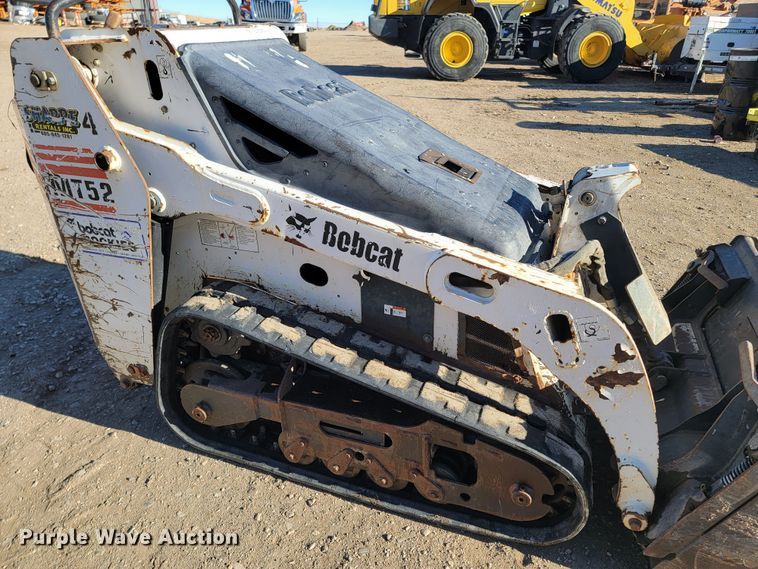 image for item ME9583 2004 Bobcat MT52  compact utility loader