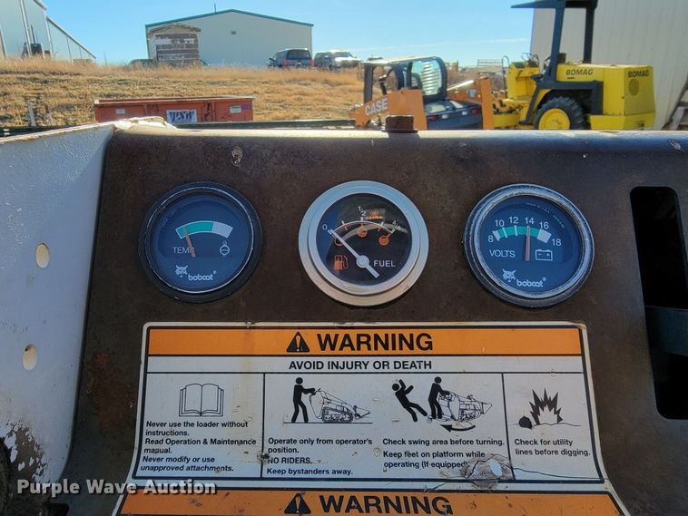 image for item ME9583 2004 Bobcat MT52  compact utility loader