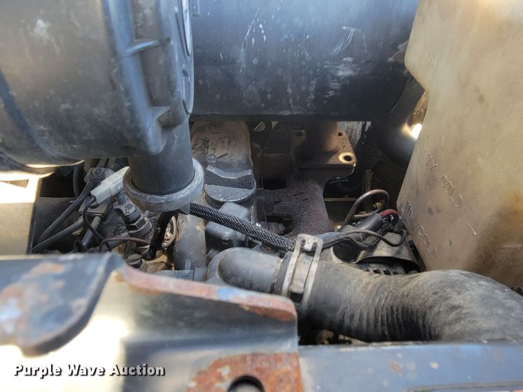 image for item ME9583 2004 Bobcat MT52  compact utility loader