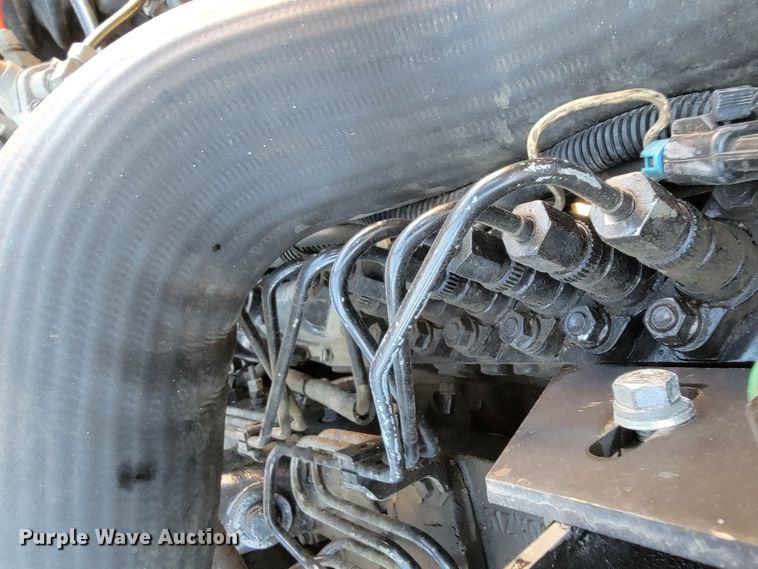 image for item ME9585 1999 Freightliner FL70  utility / service truck