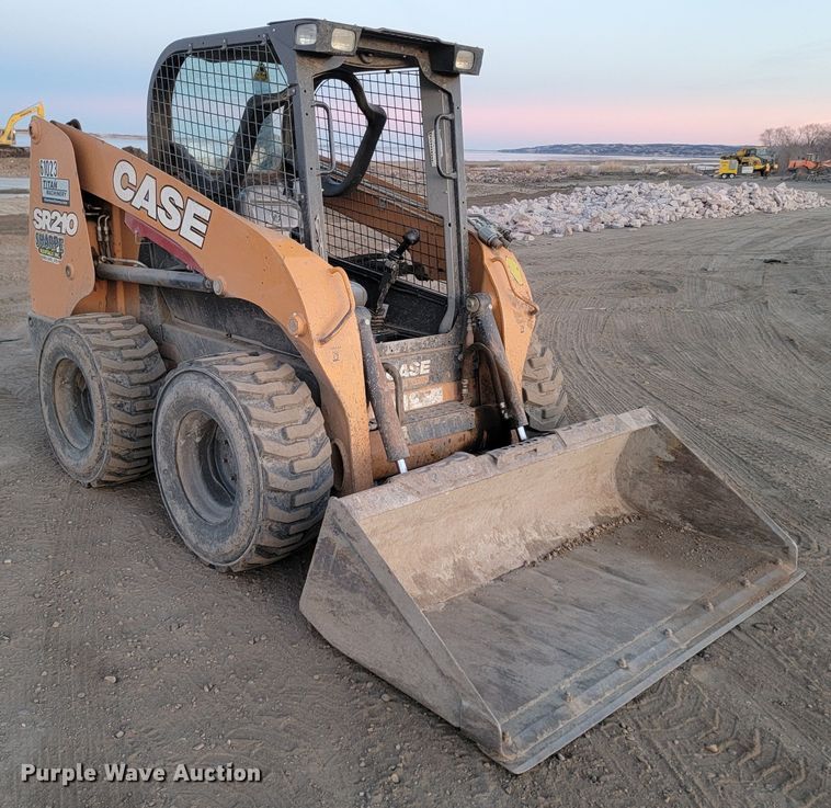 image for item ME9586 2018 Case SR210  skid steer loader