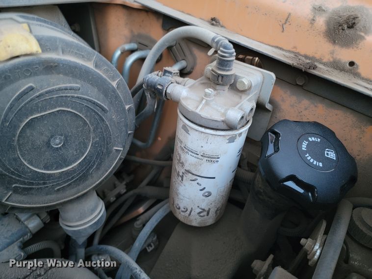 image for item ME9586 2018 Case SR210  skid steer loader