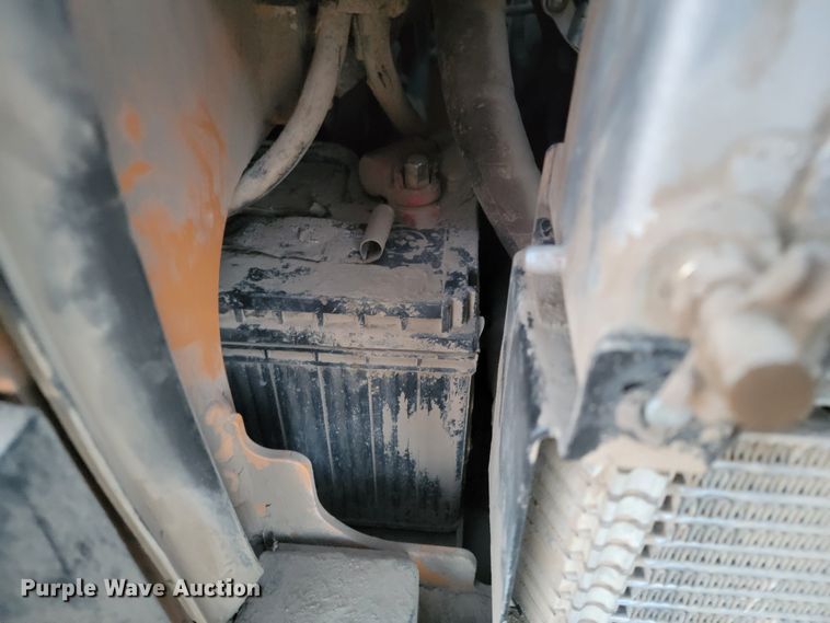 image for item ME9586 2018 Case SR210  skid steer loader