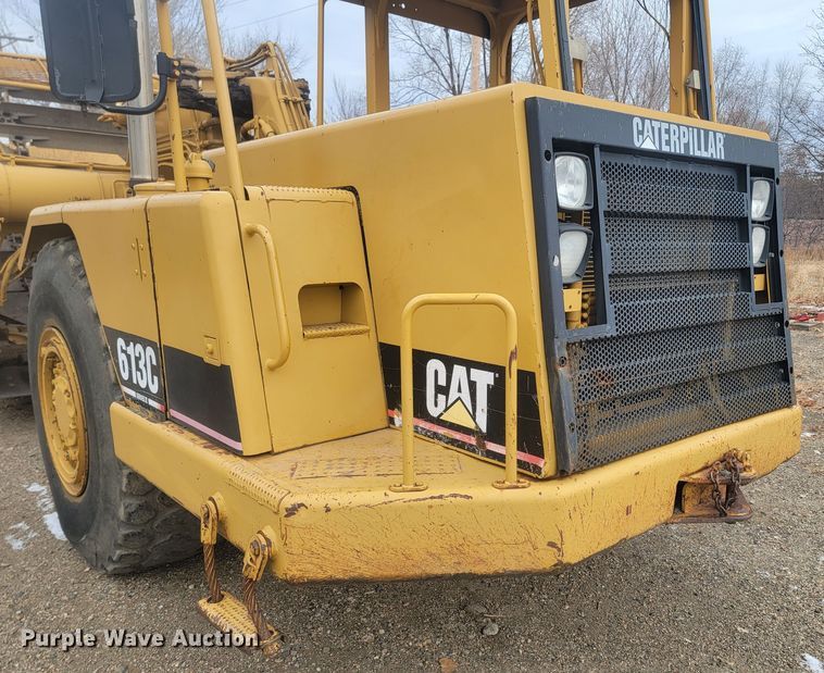 image for item ME9609 1994 Caterpillar 613C Series II  elevating scraper