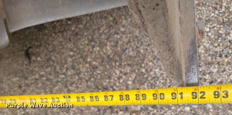 image for item ME9609 1994 Caterpillar 613C Series II  elevating scraper