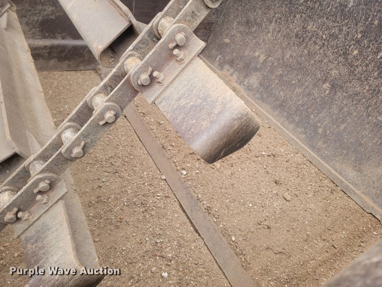 image for item ME9609 1994 Caterpillar 613C Series II  elevating scraper