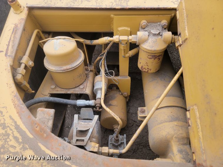 image for item ME9609 1994 Caterpillar 613C Series II  elevating scraper