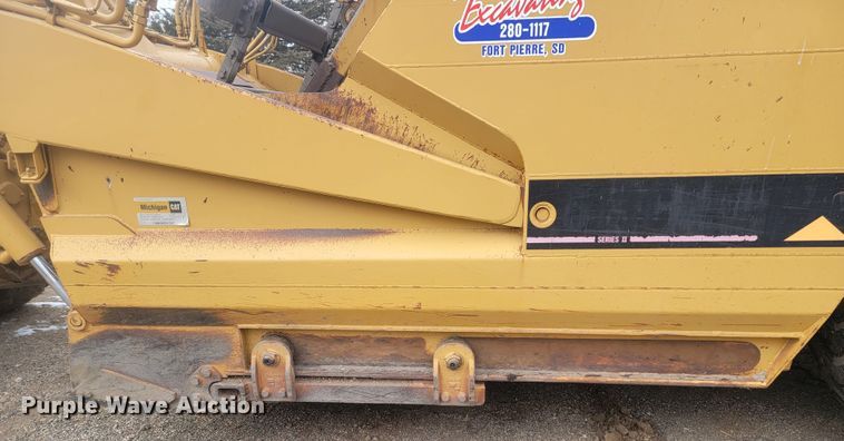 image for item ME9609 1994 Caterpillar 613C Series II  elevating scraper
