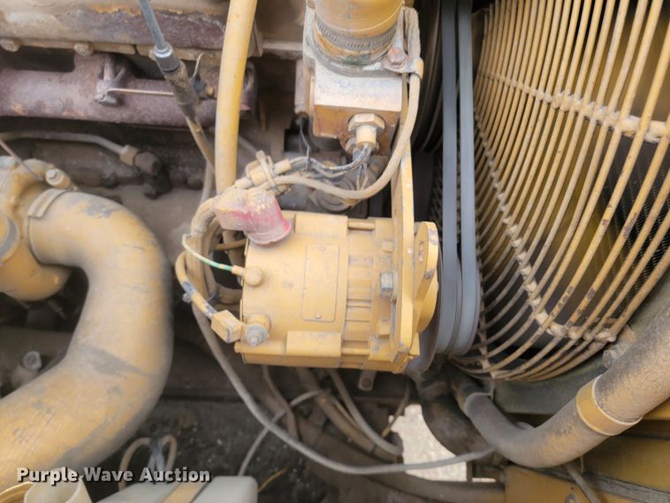 image for item ME9609 1994 Caterpillar 613C Series II  elevating scraper