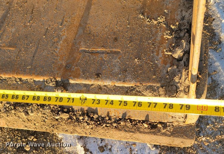 image for item ME9615 2015 Bobcat T750  tracked skid steer loader