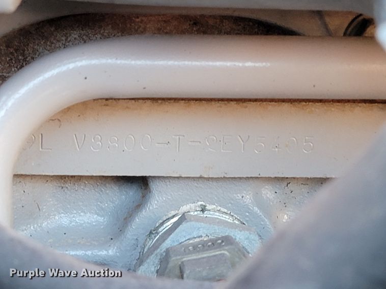 image for item ME9615 2015 Bobcat T750  tracked skid steer loader