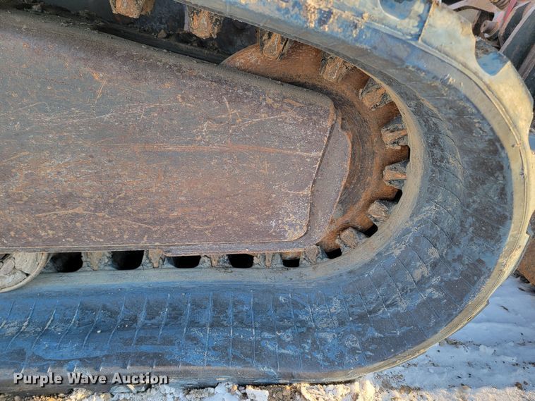 image for item ME9615 2015 Bobcat T750  tracked skid steer loader