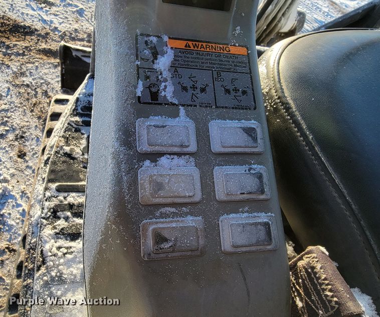 image for item ME9616 2013 Bobcat E35  mini excavator