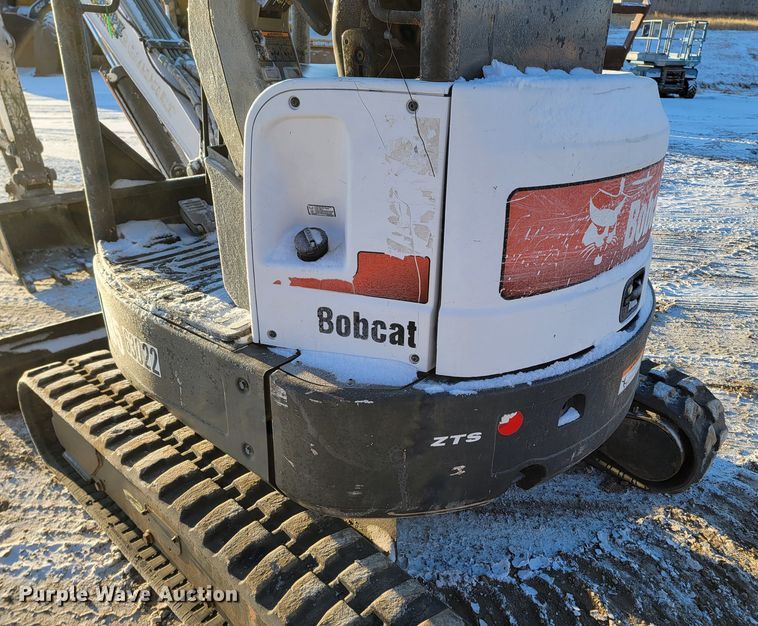 image for item ME9616 2013 Bobcat E35  mini excavator