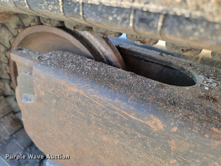 image for item ME9616 2013 Bobcat E35  mini excavator