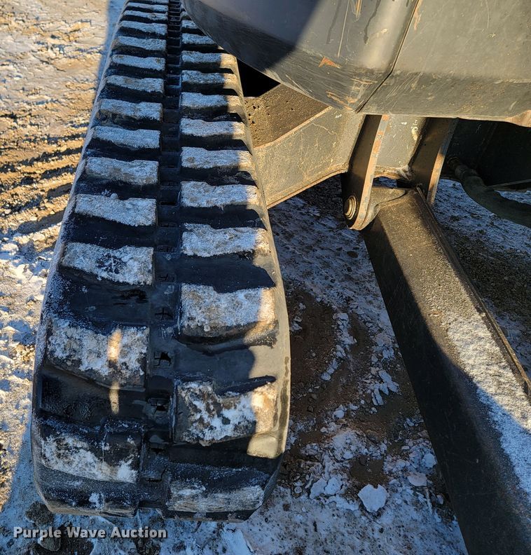 image for item ME9616 2013 Bobcat E35  mini excavator