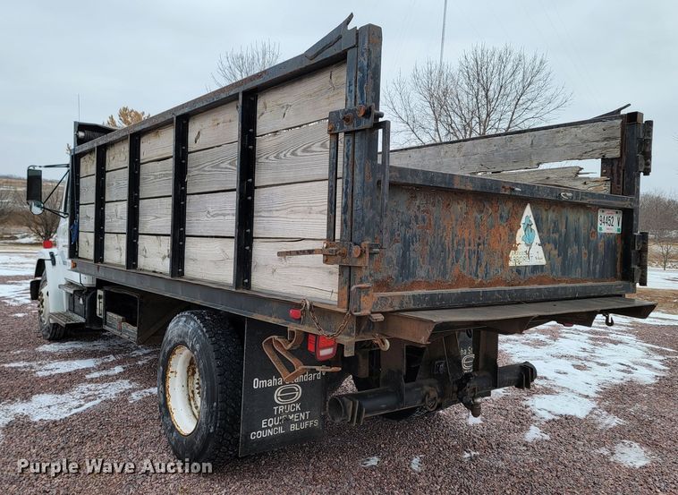 image for item ME9619 1998 Freightliner FL70  dump flatbed truck