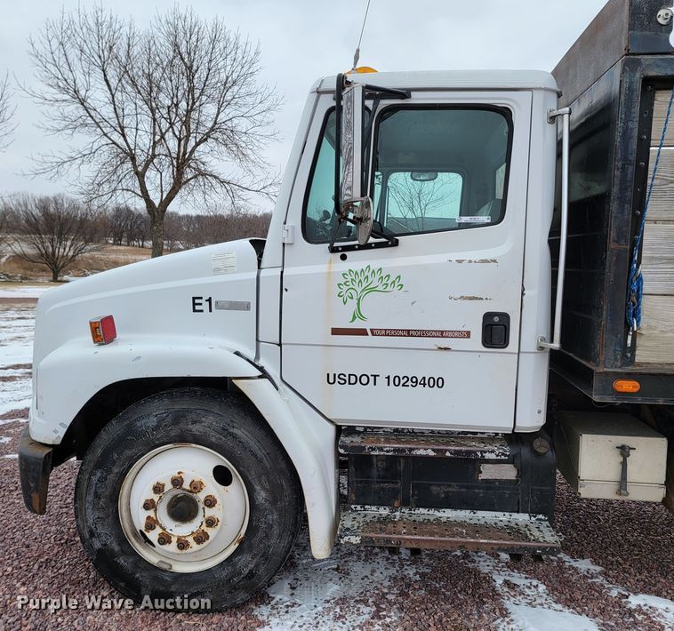 image for item ME9619 1998 Freightliner FL70  dump flatbed truck