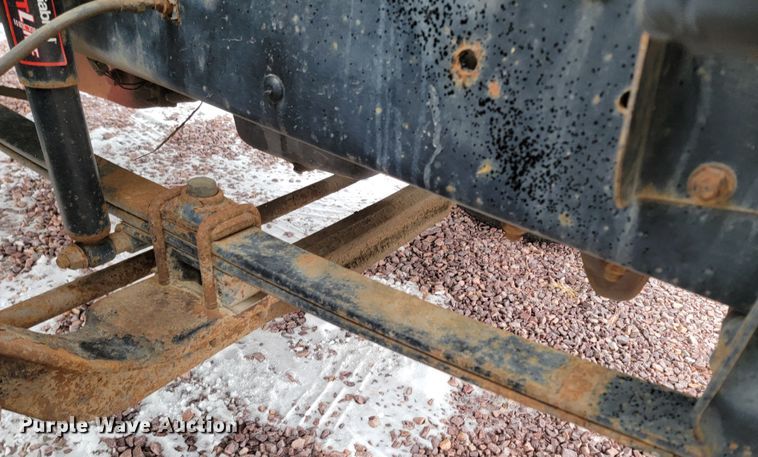 image for item ME9619 1998 Freightliner FL70  dump flatbed truck