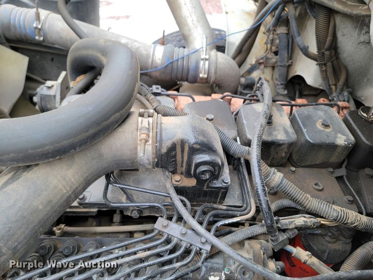 image for item ME9619 1998 Freightliner FL70  dump flatbed truck