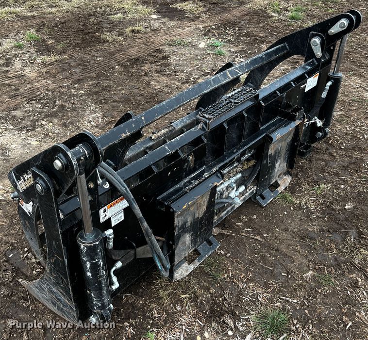 image for item MF9781 Land Pride SGC1584  skid steer grapple bucket