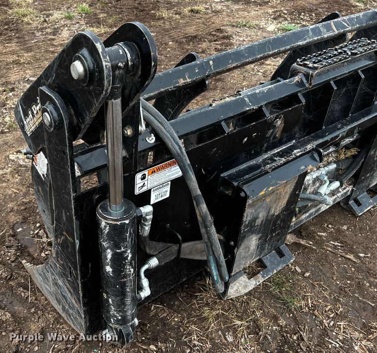 image for item MF9781 Land Pride SGC1584  skid steer grapple bucket