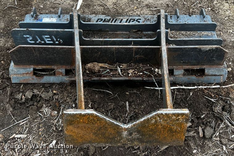 image for item MF9782 Phillips  11"W skid steer grubber