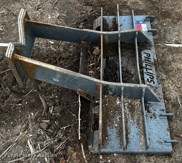 image for item MF9782 Phillips  11"W skid steer grubber