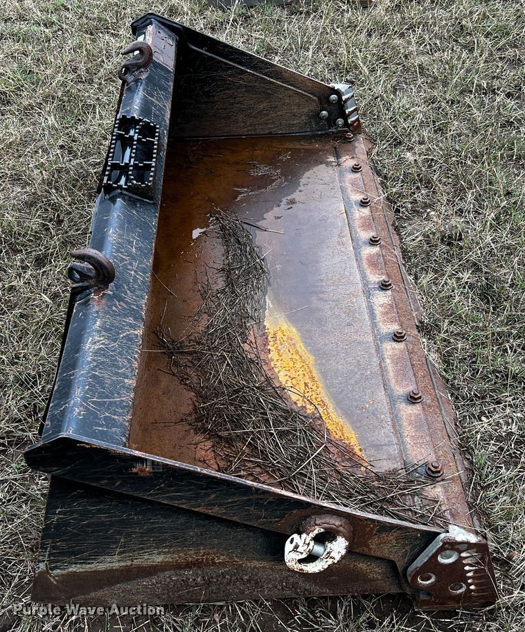 image for item MF9784 80"W skid steer bucket